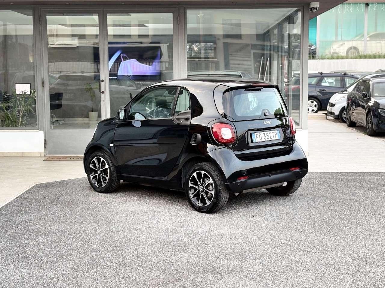 smart forTwo 1.0 Benzina 71CV E6 Automatico - 2016