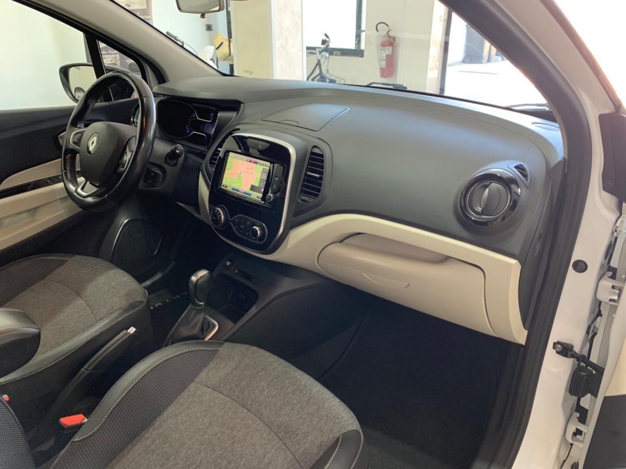 Renault Captur dCi 8V 90 CV EDC Sport Edition