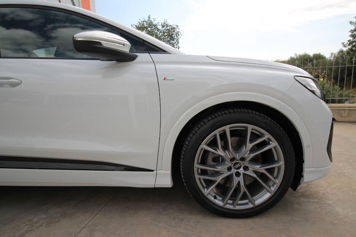 Audi Q4 SPB 50 e-tron quattro S line edition 2023