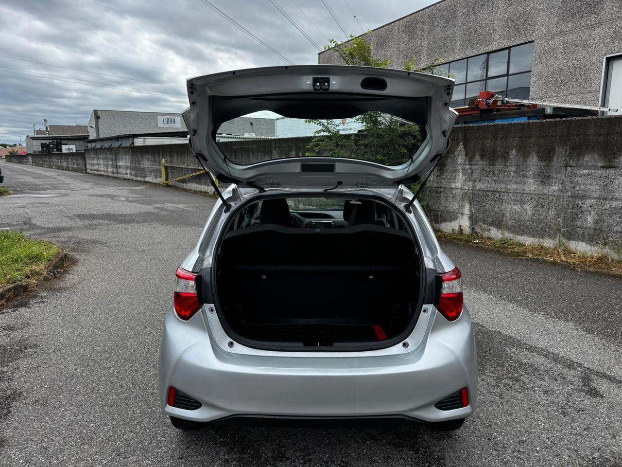 Toyota Yaris 1.5 Hybrid 5 porte Active