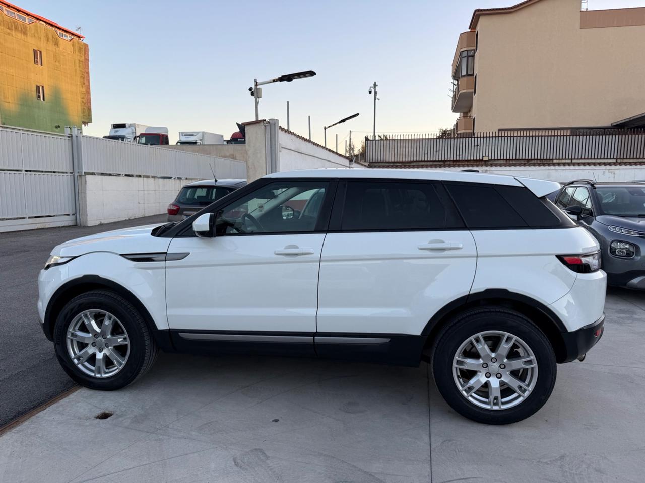 Land Rover Range Evoque 2.2 Sd4 5p. Dynamic