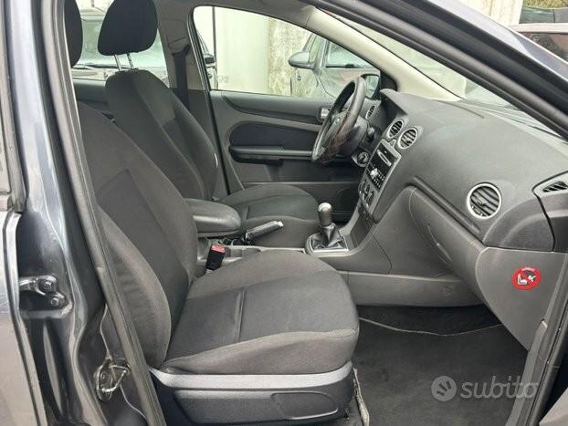 Ford Focus CC Focus C-Max 1.8 TDCi (115CV) Ghia