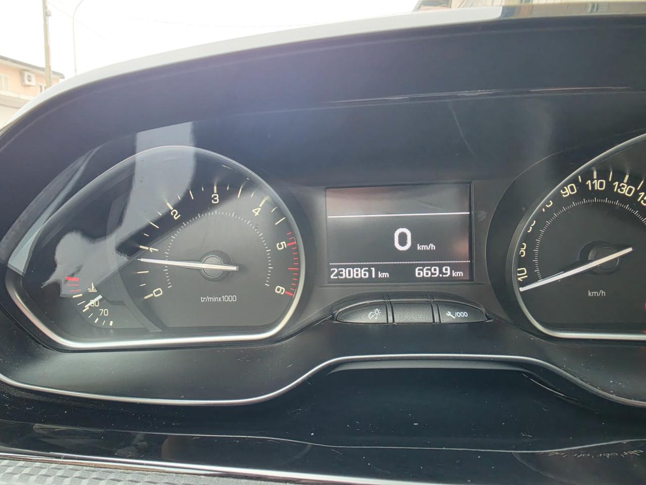 Peugeot 208 BlueHDi 100 S&S 5 porte Active