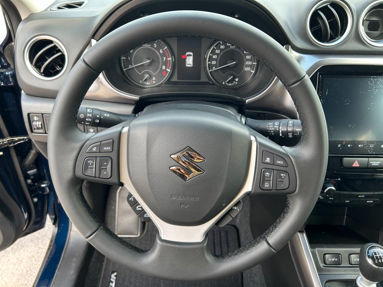 Suzuki Vitara 1.4 Hybrid 4WD AllGrip Cool+ bicolor TETTO NERO