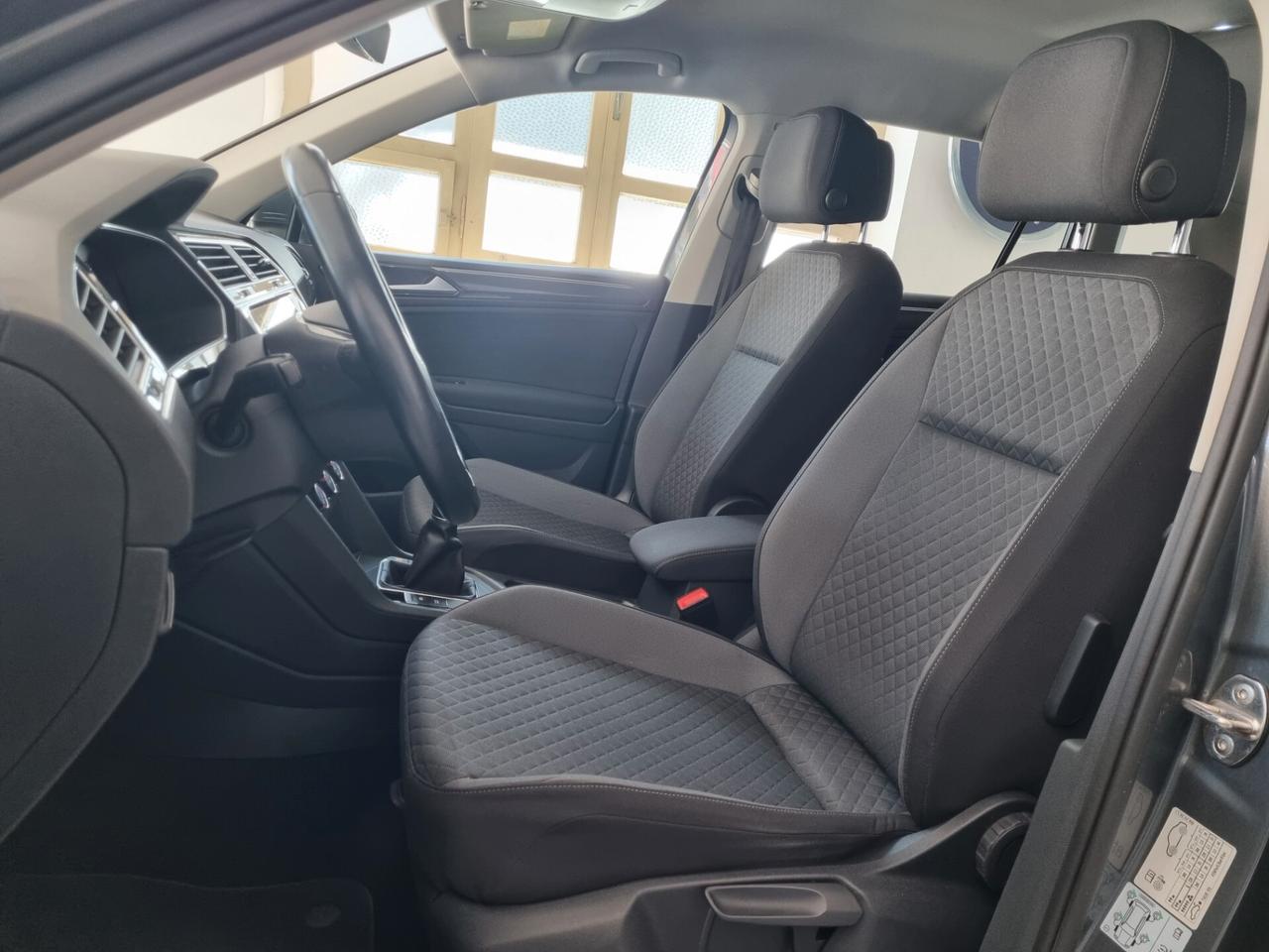 Volkswagen Tiguan 1.6 TDI SCR R-Line, VIRTUAL COCKPIT, KEYLESS