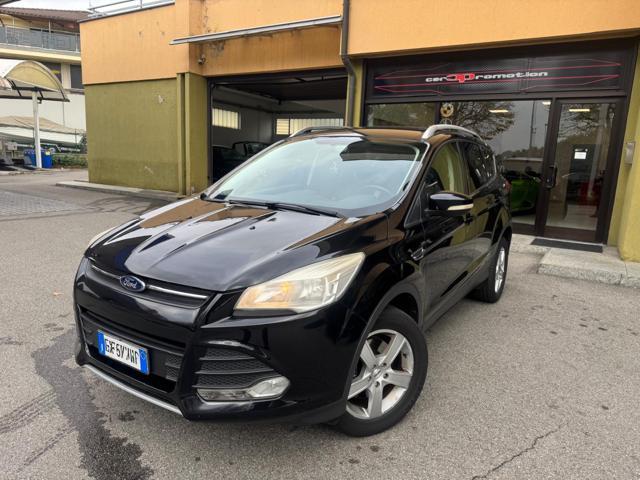FORD Kuga 2.0 TDCI , Plus 4x2 Sport Utility
