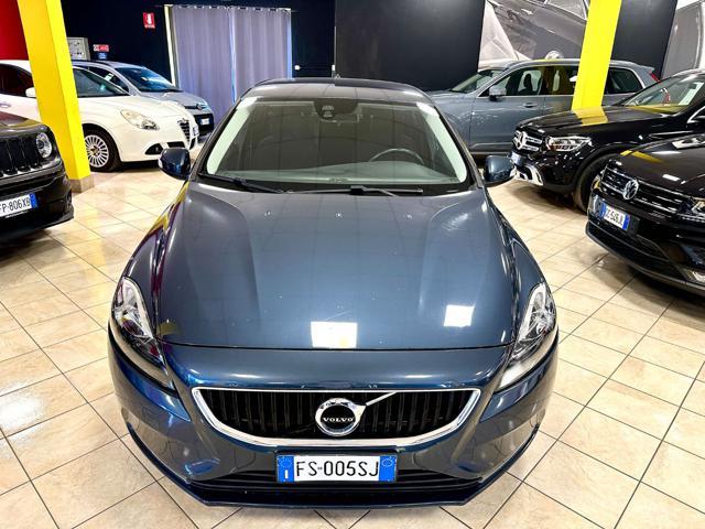 VOLVO V40 D2 Geartronic UNIPRO TAGLIANDI