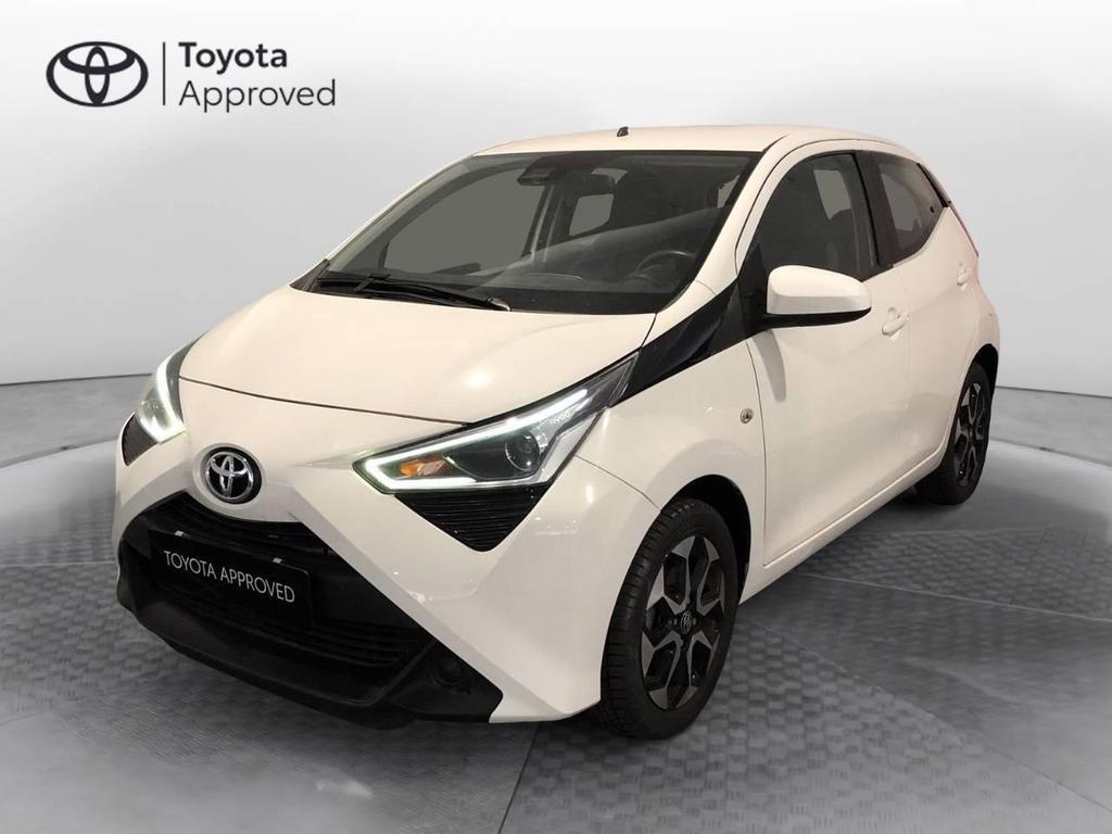 Toyota Aygo 5 Porte 1.0 VVT-i x-play