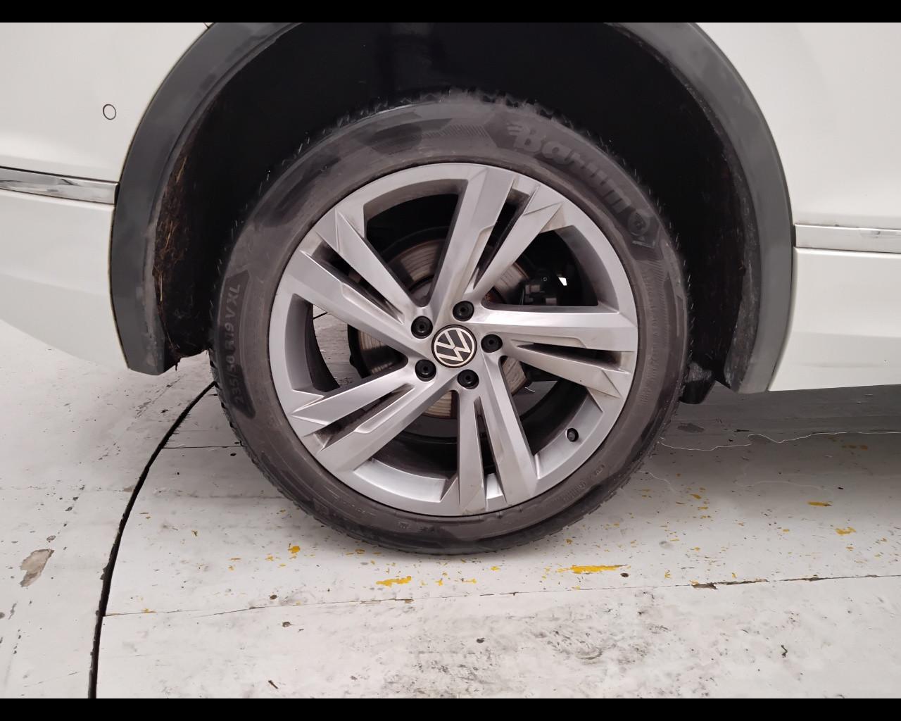 VOLKSWAGEN Tiguan II 2021 - Tiguan 2.0 tdi R-Line 4motion 150cv dsg