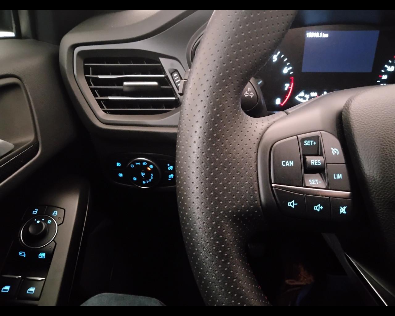 FORD Focus V 2022 - Focus 1.0t ecoboost h ST-Line 125cv