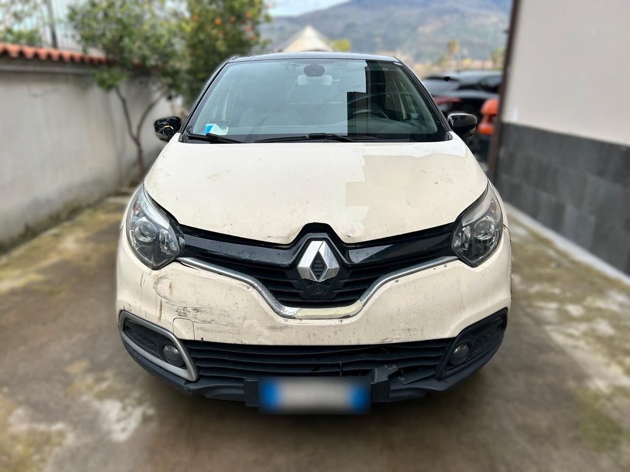 Renault Captur 1.5 dCi 90CV - 2015 Incidentata