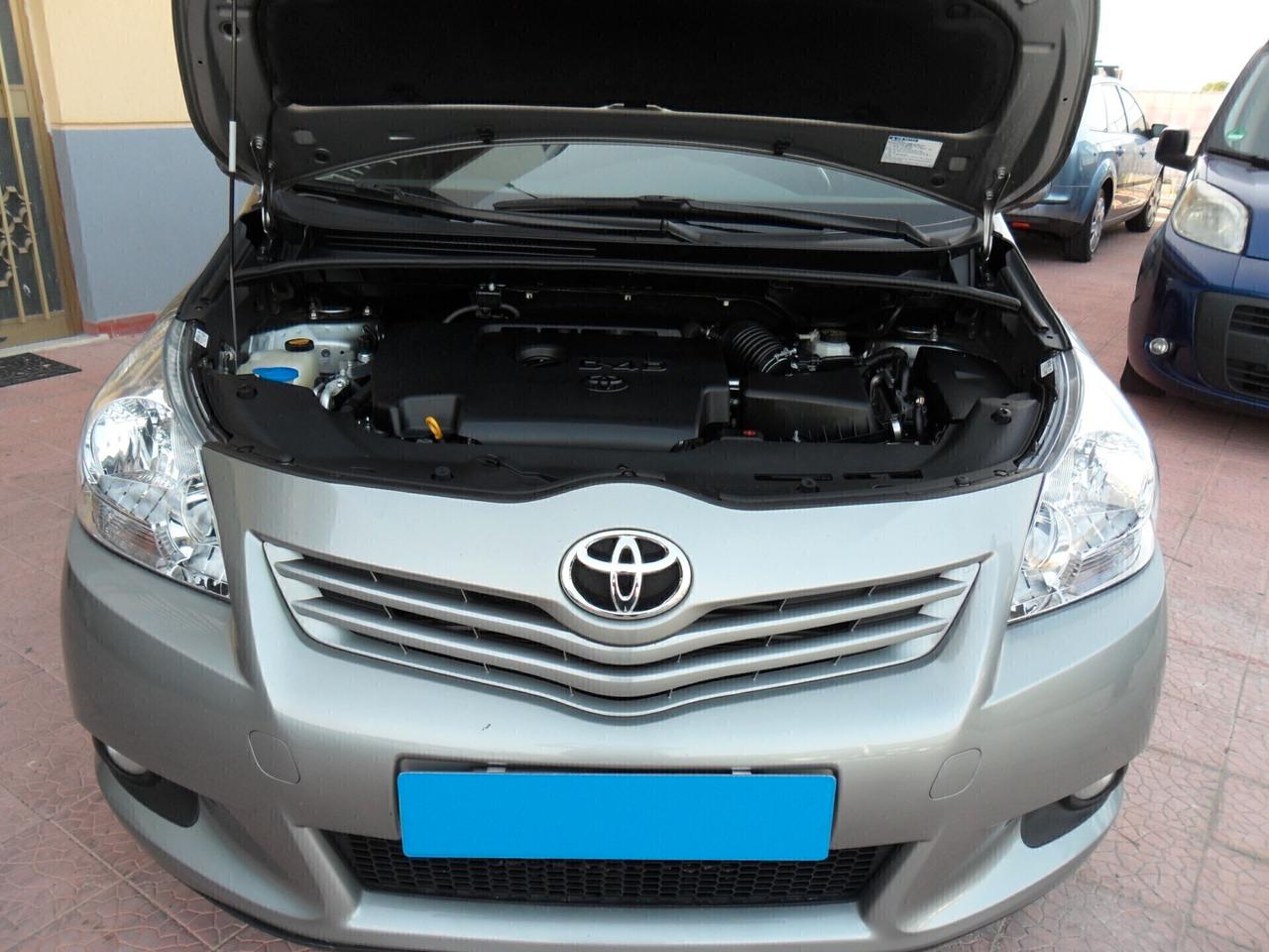 Toyota Verso 2.0 D Style 7 posti