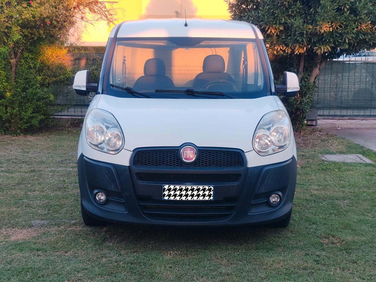 Fiat Doblo 1.4 T-Jet Natural Power 2013 Perfetta