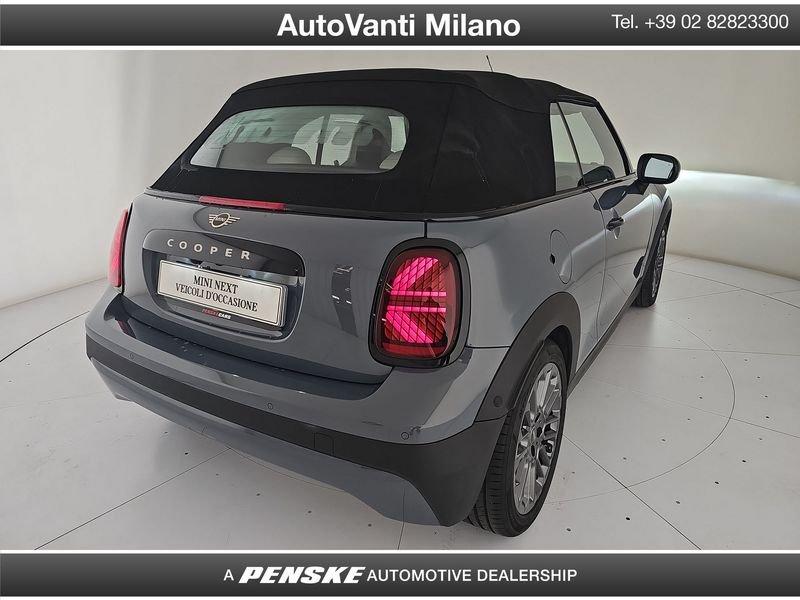 MINI Mini Mini Cooper C Cabrio 2.0 Favoured