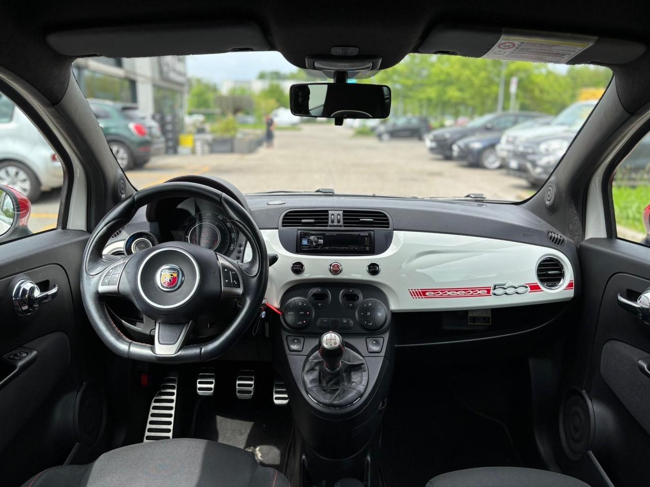 Abarth 500 1.4 160CV Turbo ESSESSE