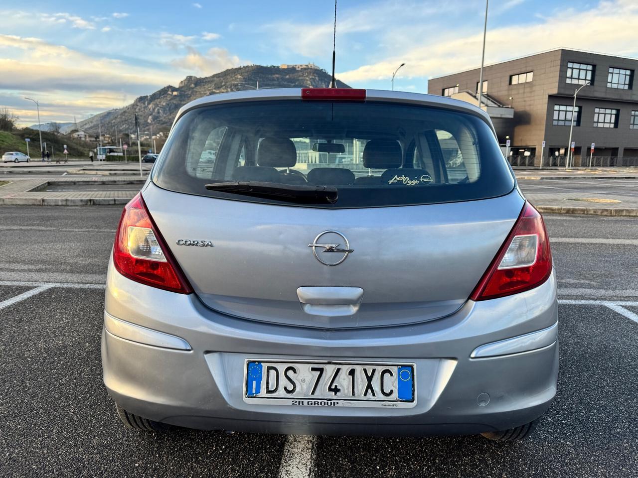 Opel Corsa 1.2 5 porte Benzina km originali