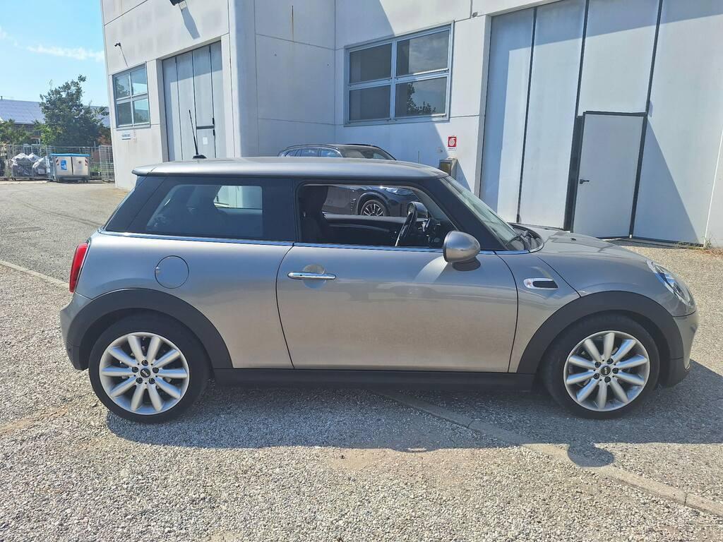 Mini Cooper 1.5 TwinPower Turbo Cooper Hype