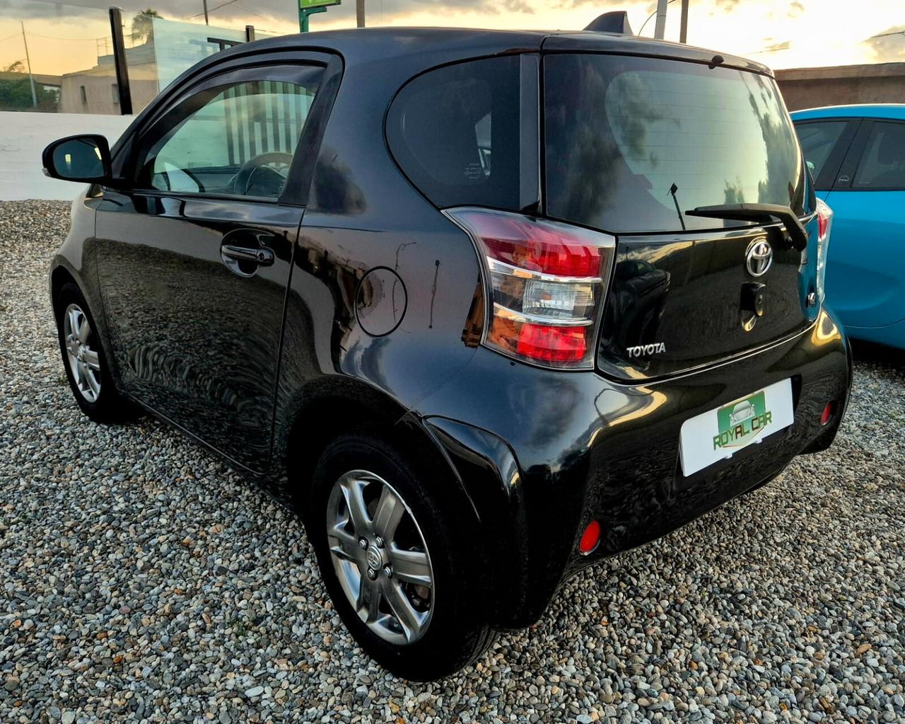 Toyota iQ 1.0 cambio automatico