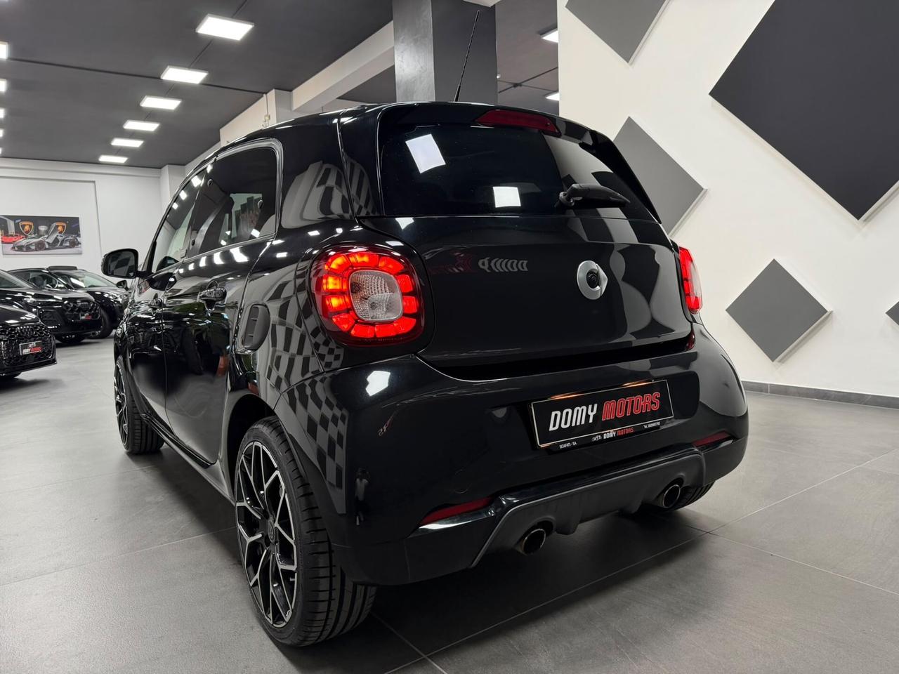 Smart ForFour 117 Cavalli 0.9 Turbo twinamic Brabus Style