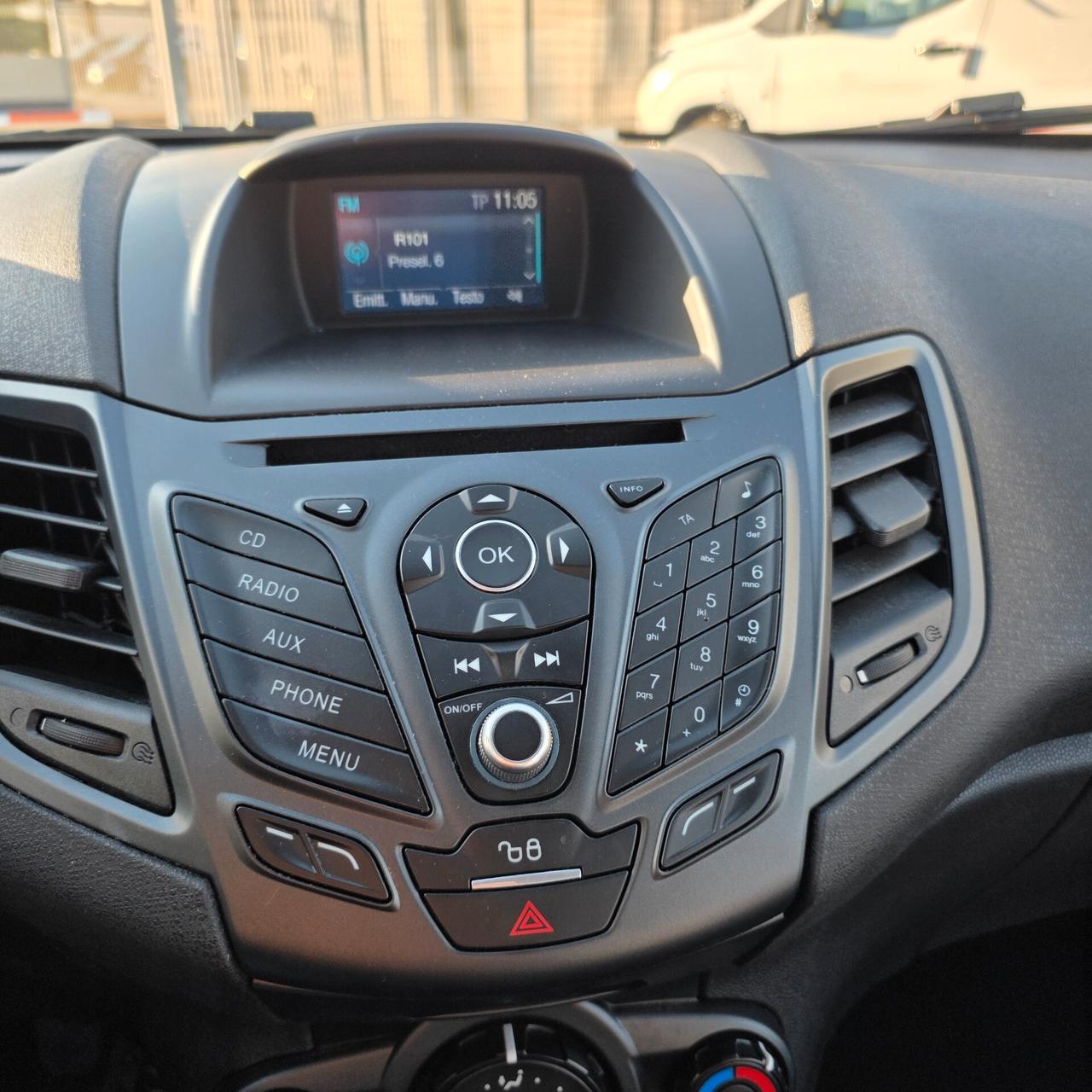 Ford Fiesta 1.5 TDCi 75CV 5 porte Business