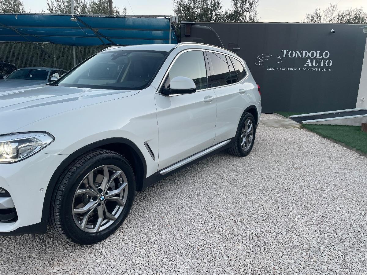 BMW - X3 - xDrive20d xLine