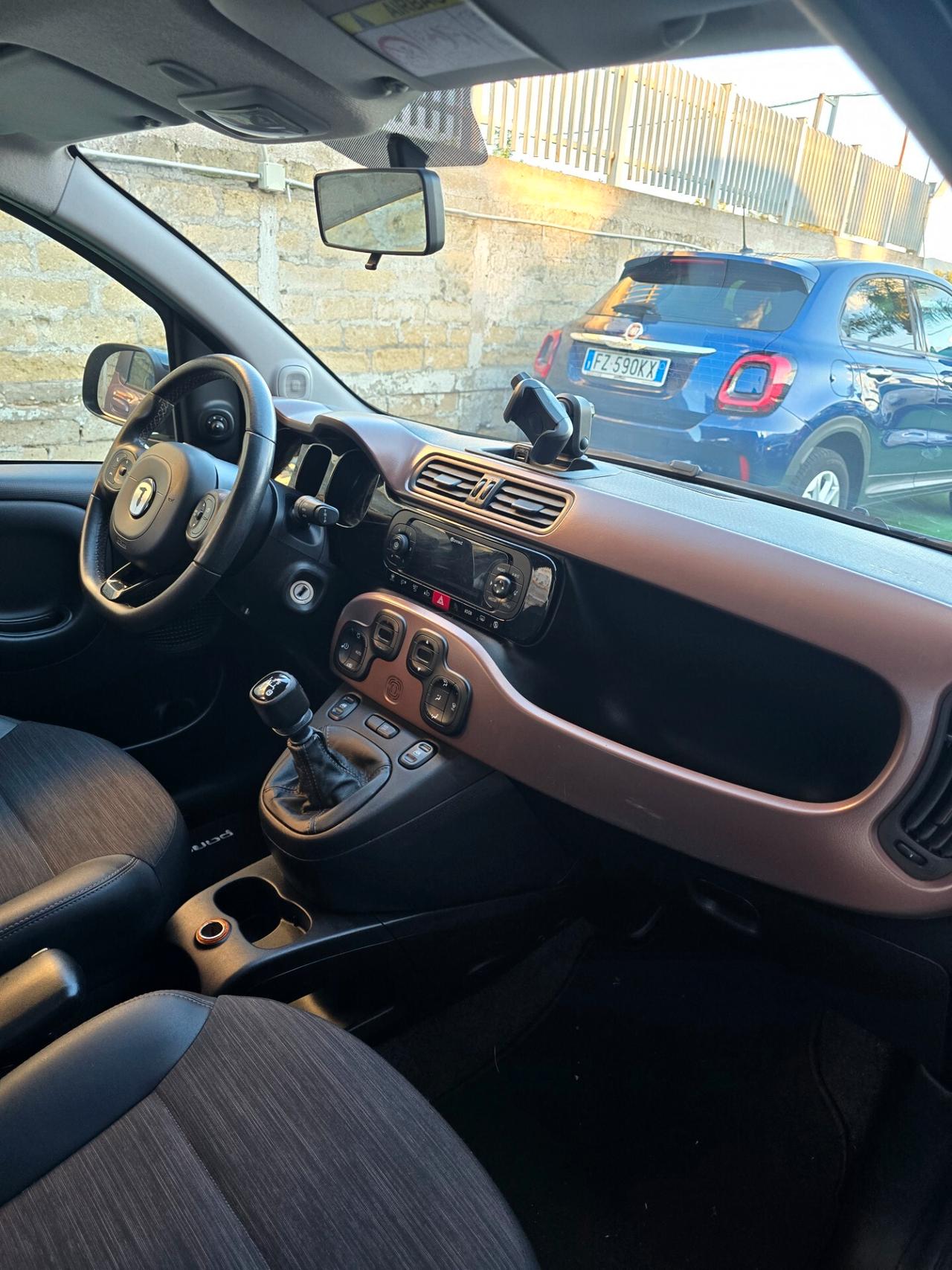 Fiat Panda 1.2 Trussardi city cross 2019