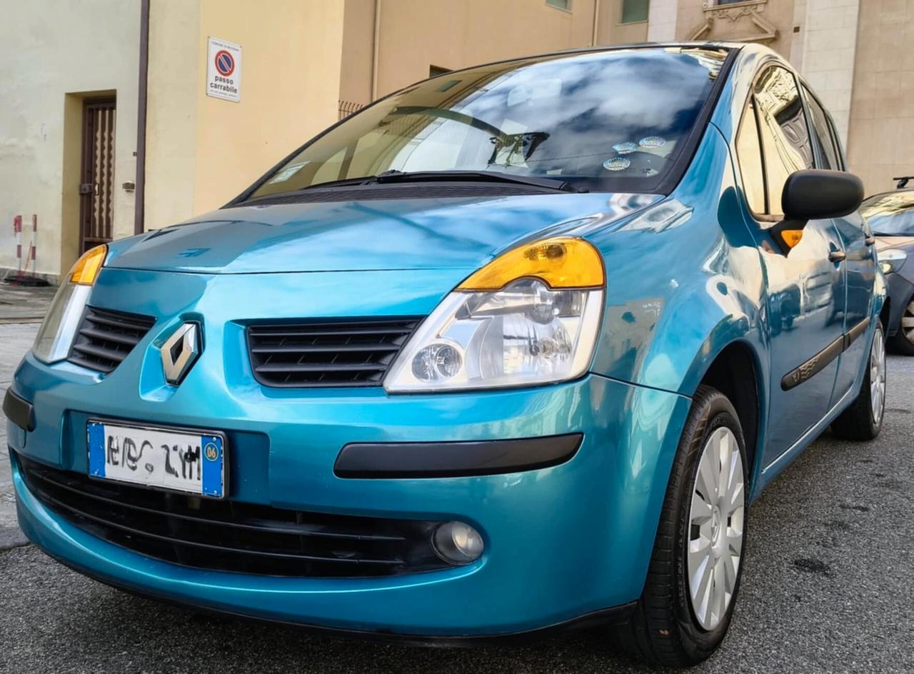 Renault Modus 1.2 16V Pack