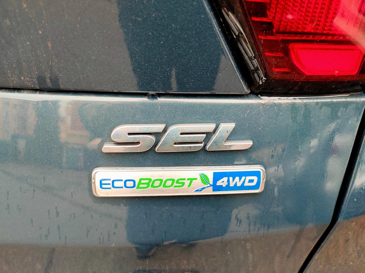 Ford Kuga 1.5L EcoBoost 179cv 4wd SEL