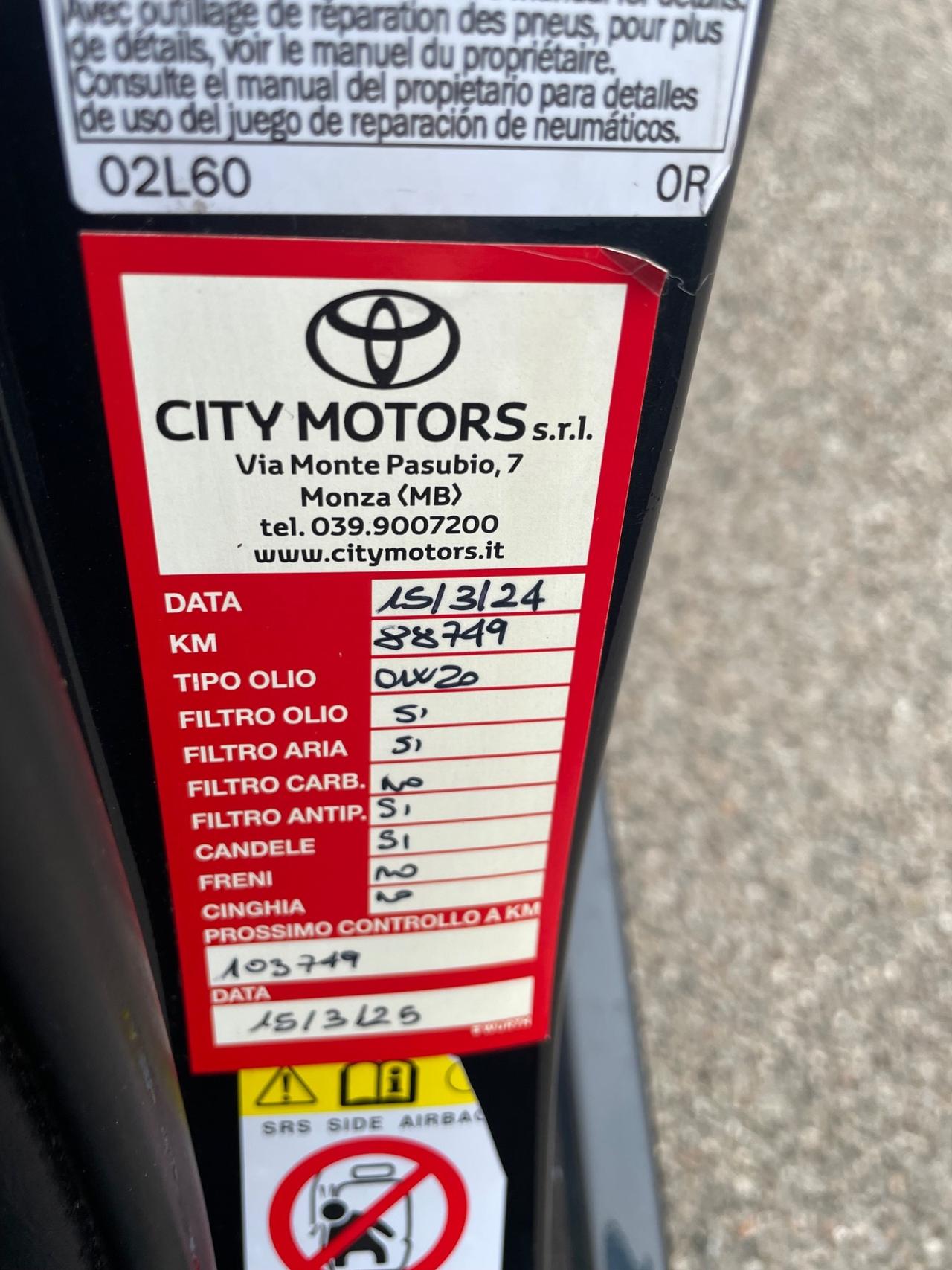 Toyota Auris 1.8 Hybrid*Neopatentati*Unico proprietario