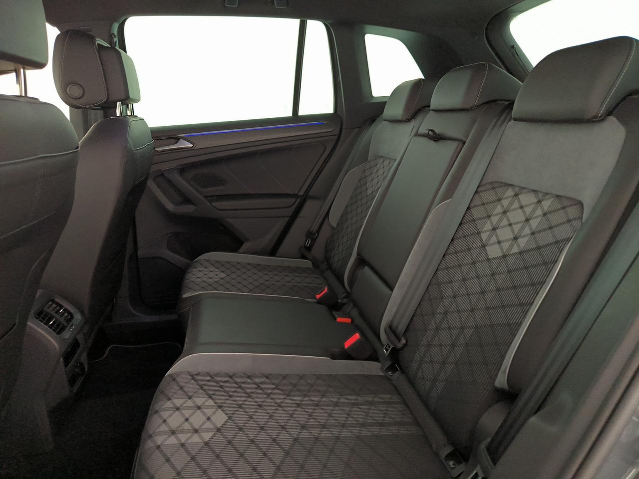 Volkswagen Tiguan 2.0 tdi r-line 150cv dsg