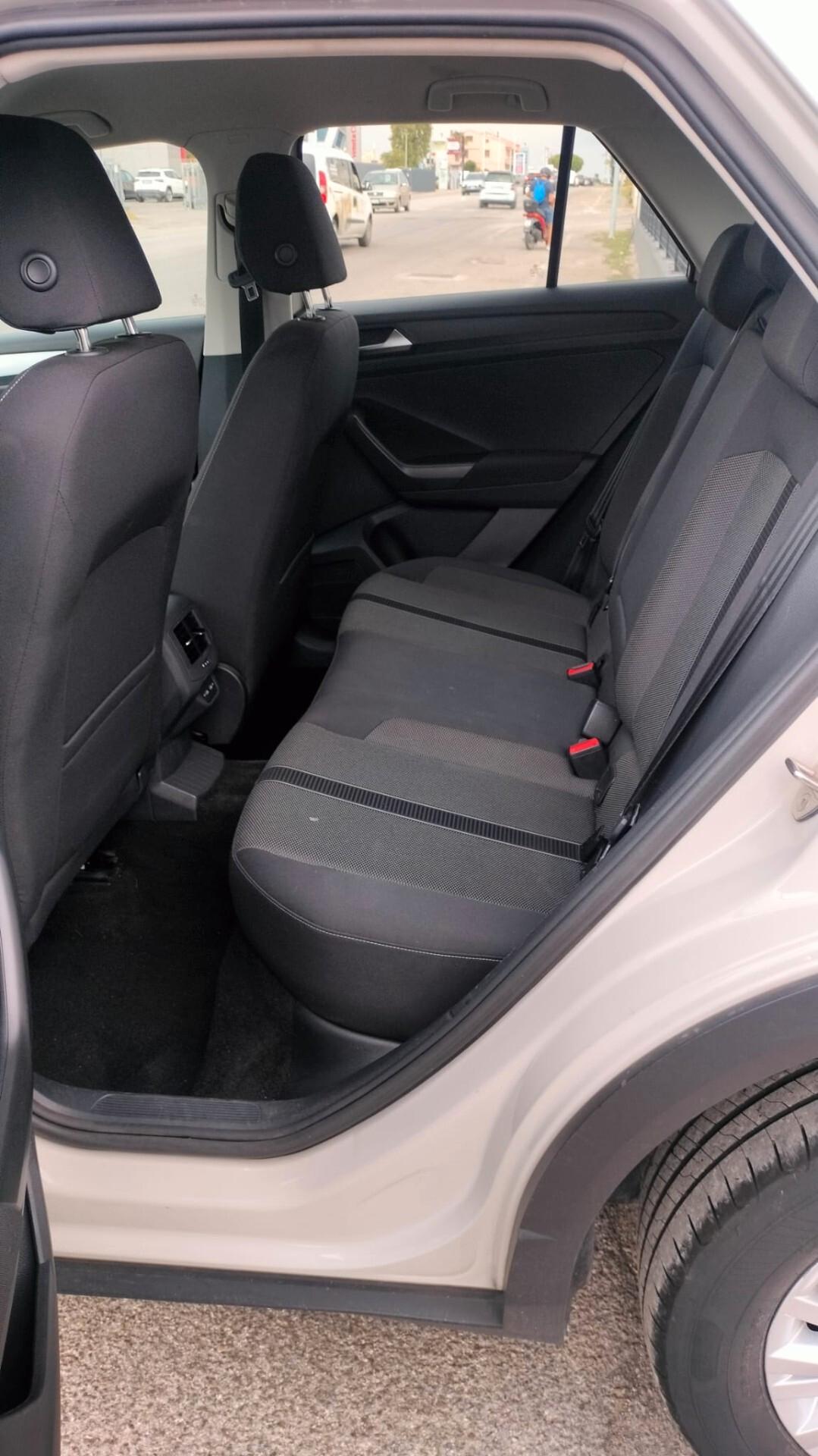 Volkswagen T-Roc 2.0 TDI SCR R-Line