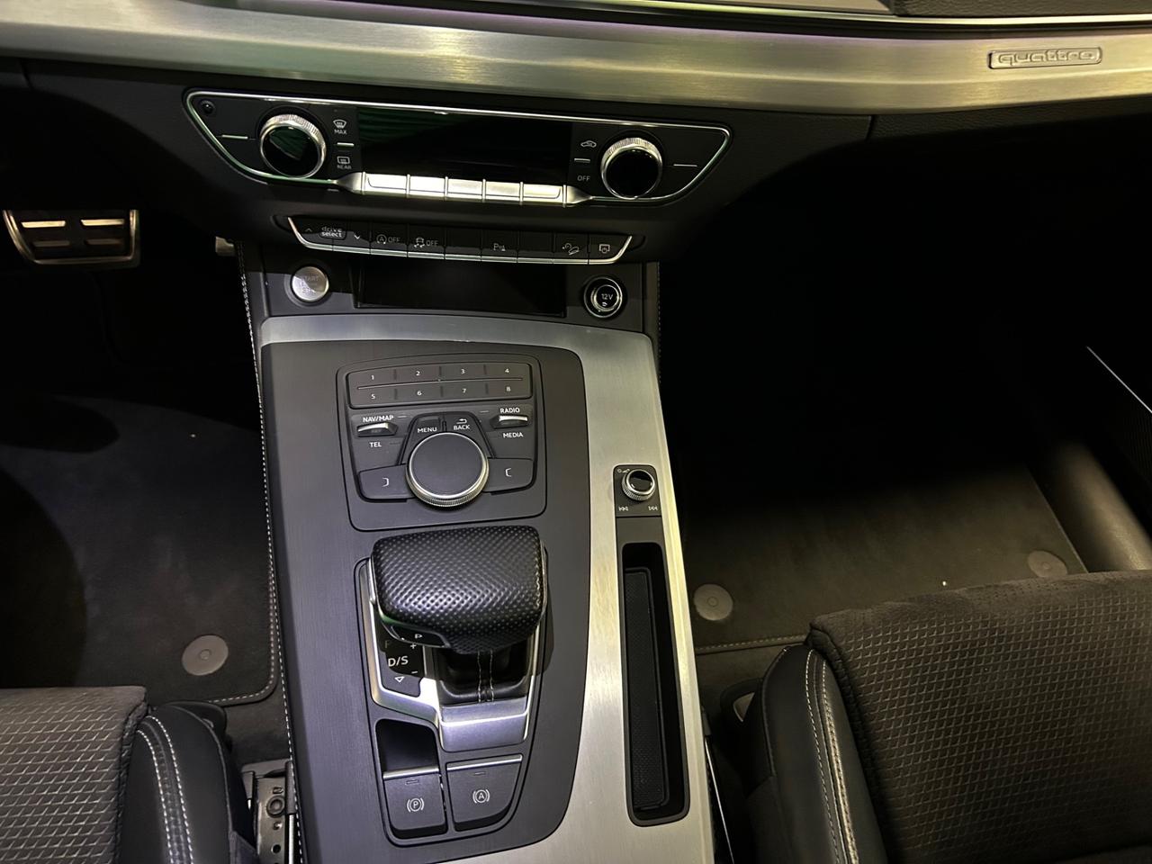 Audi Q5 2.0 TDI quattro S tronic line plus tetto apribile