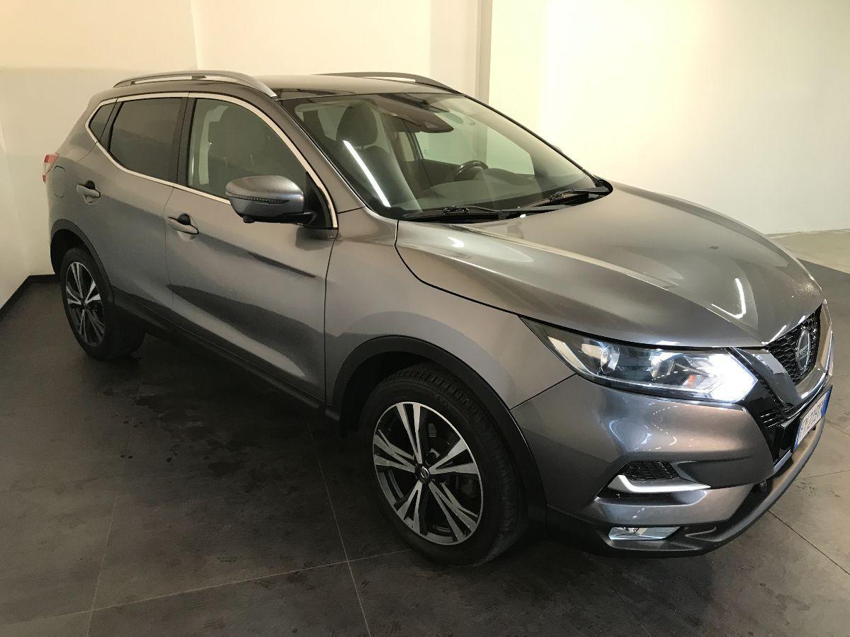 NISSAN Qashqai 1.5 dCi N-Connecta