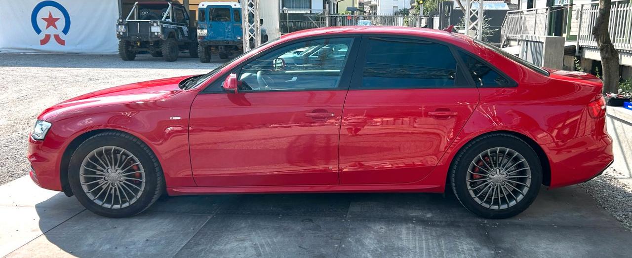 Audi A 4 2.0 TDI QUATTRO BERLINA