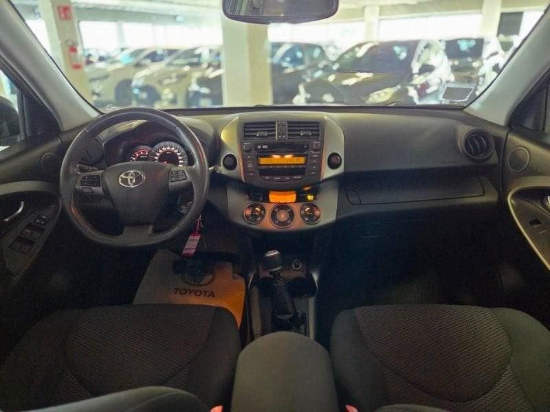 Toyota RAV4 3ª serie Crossport 2.2 D-4D 150 CV DPF