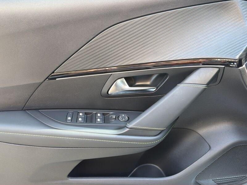 Peugeot 208 208 51 kWh GT