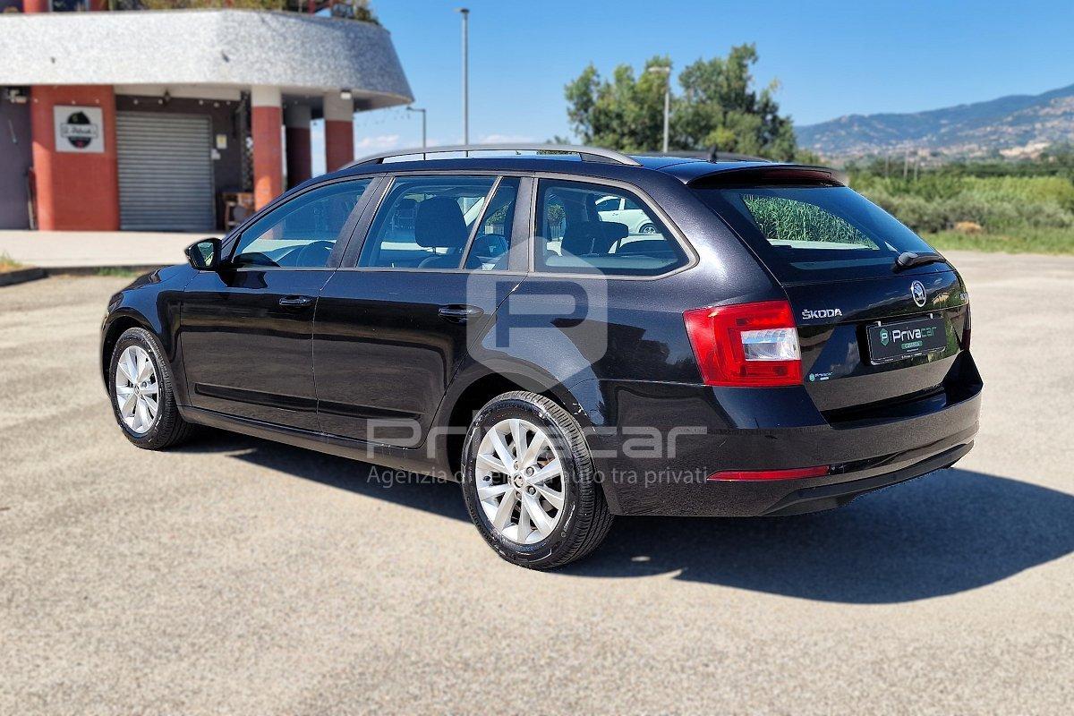 SKODA Octavia 1.6 TDI CR 115 CV DSG Wagon Style