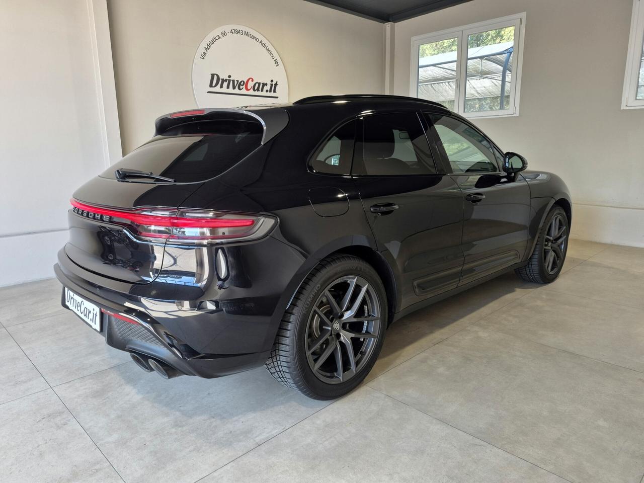 Porsche Macan 2.0 T SCARICHI SPORTIVI SOSPENSIONI PNEUMATICHE