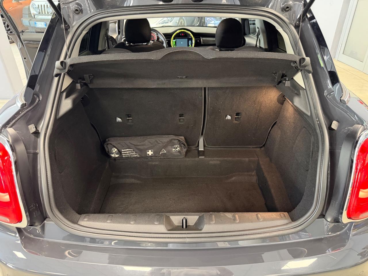 Mini 2.0 Cooper SD aut. Hype 5 porte