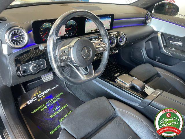 MERCEDES-BENZ CLA 200 d Aut. Coupè PREMIUM AMG Night Edition * TETTO