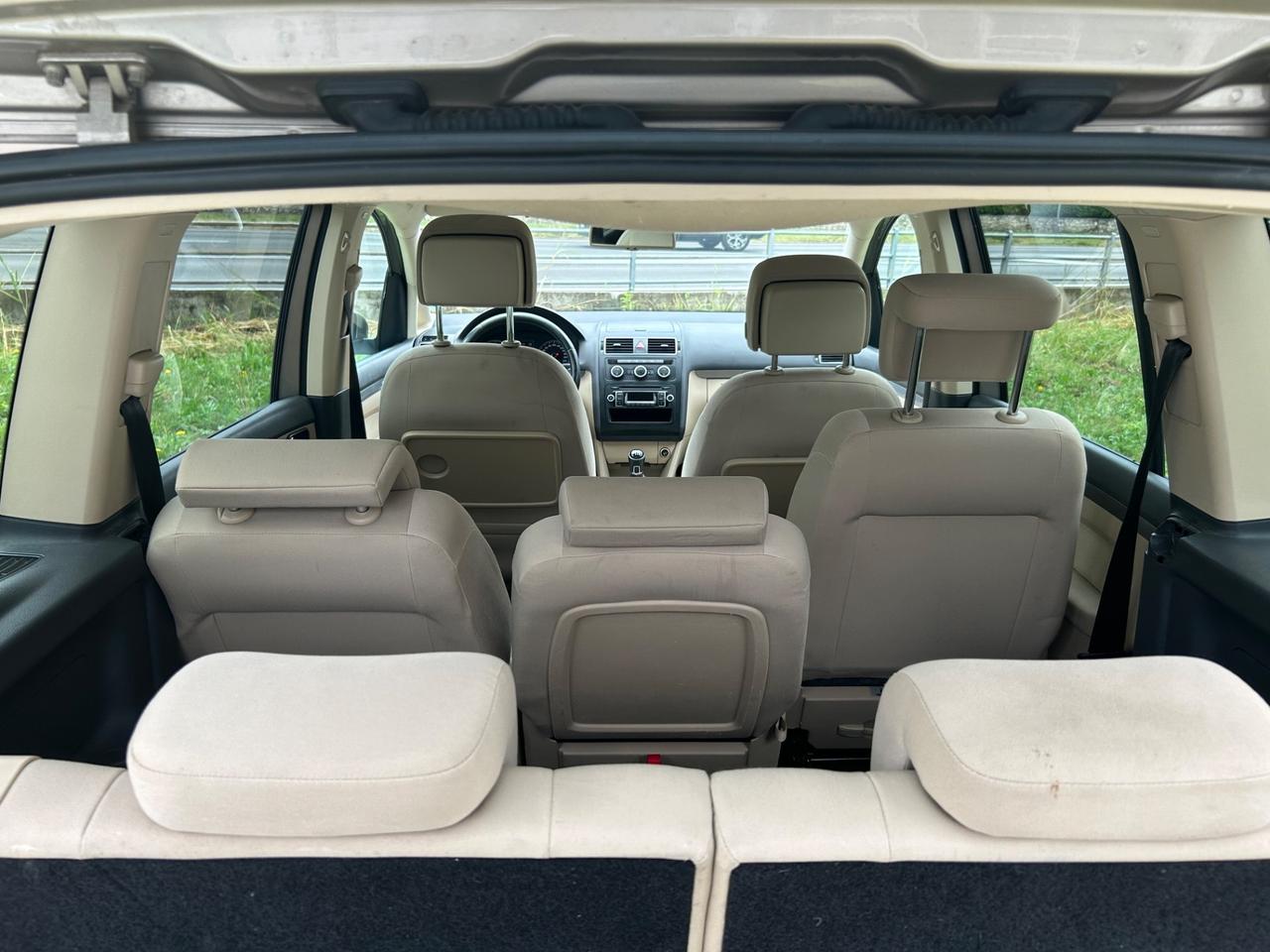 Volkswagen Touran 1.6 TDI Comfortline