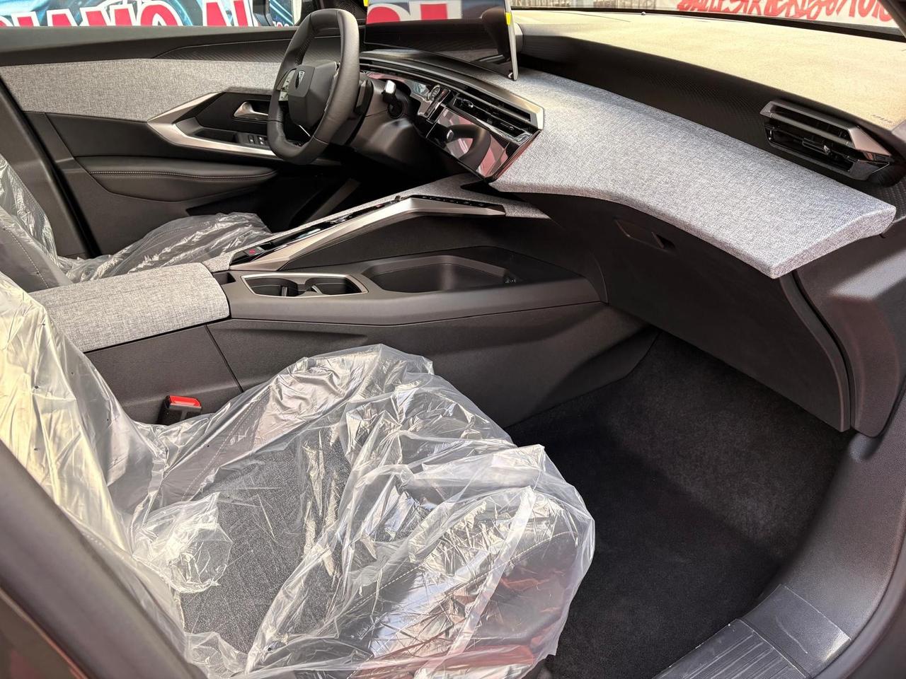 Peugeot 5008 Hybrid 145 e-DCS6 Allure 7 POSTI KM0