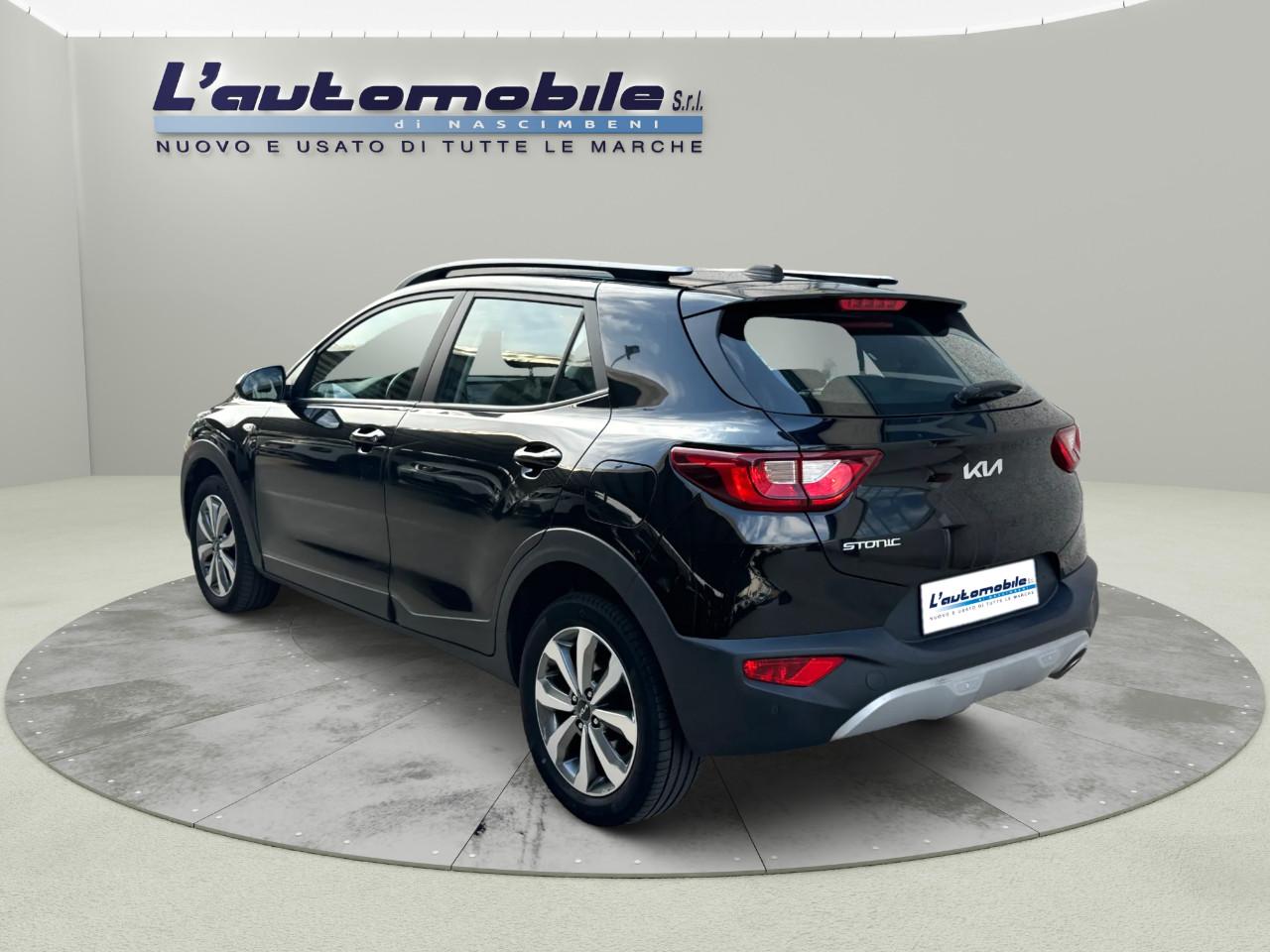 Kia Stonic 1.2 dpi Urban 84cv