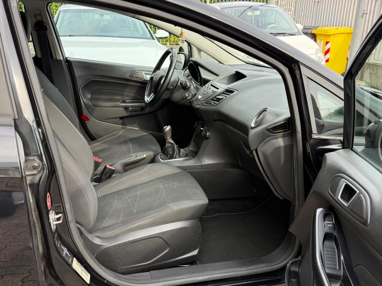 Ford Fiesta 1.4 5 porte Bz.- GPL Black & White Edition