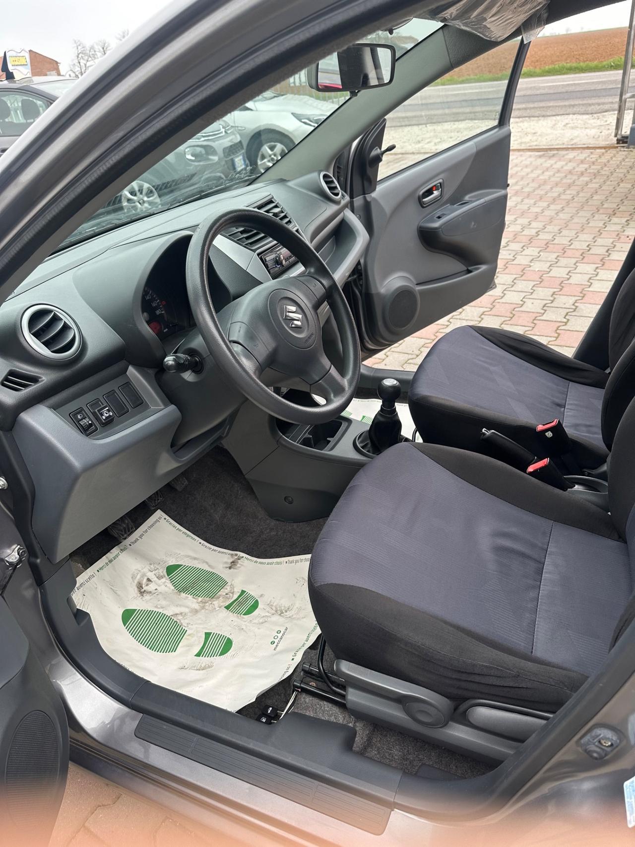 Suzuki Alto 1.0 VVT GPL