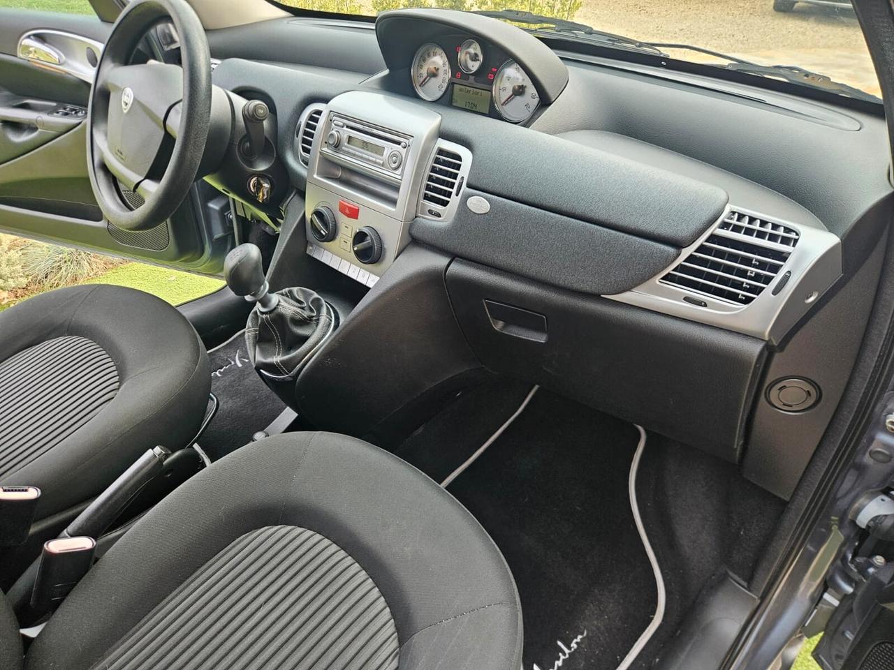 Lancia Ypsilon 1.2 Oro