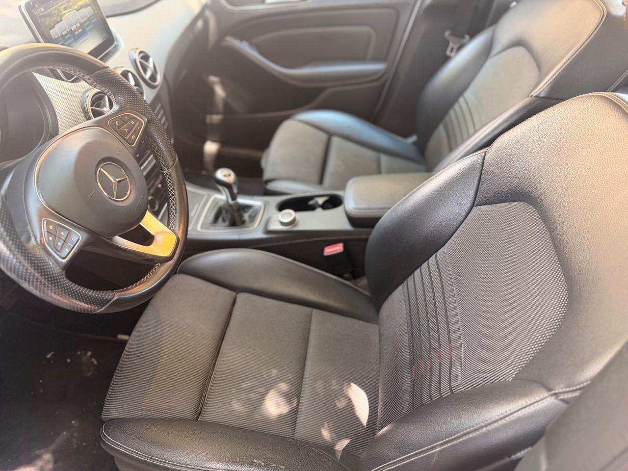 Mercedes-benz B 180 d Premium