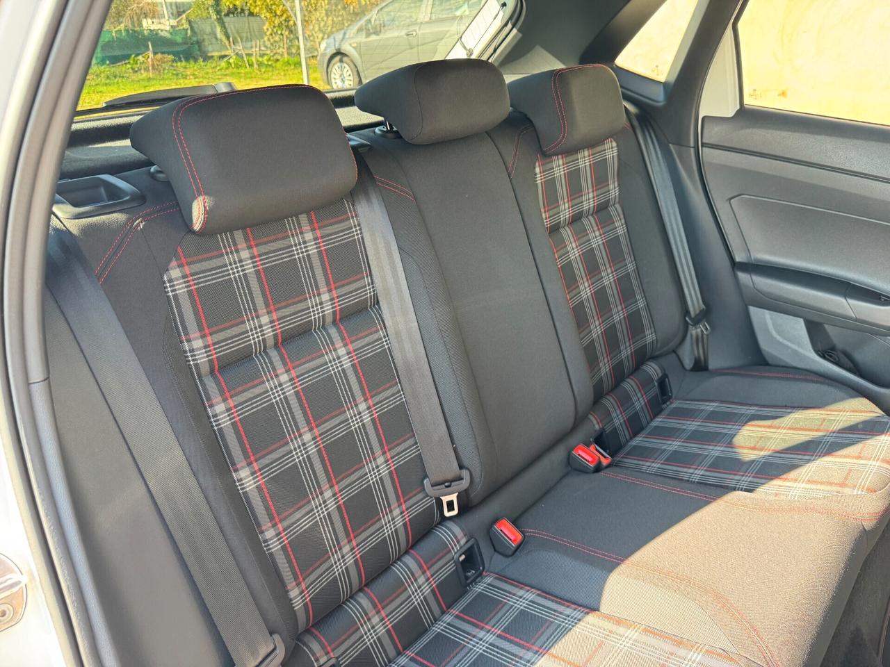 Volkswagen Polo GTI 2.0 TSI 200CV DSG | PREZZO PROMO