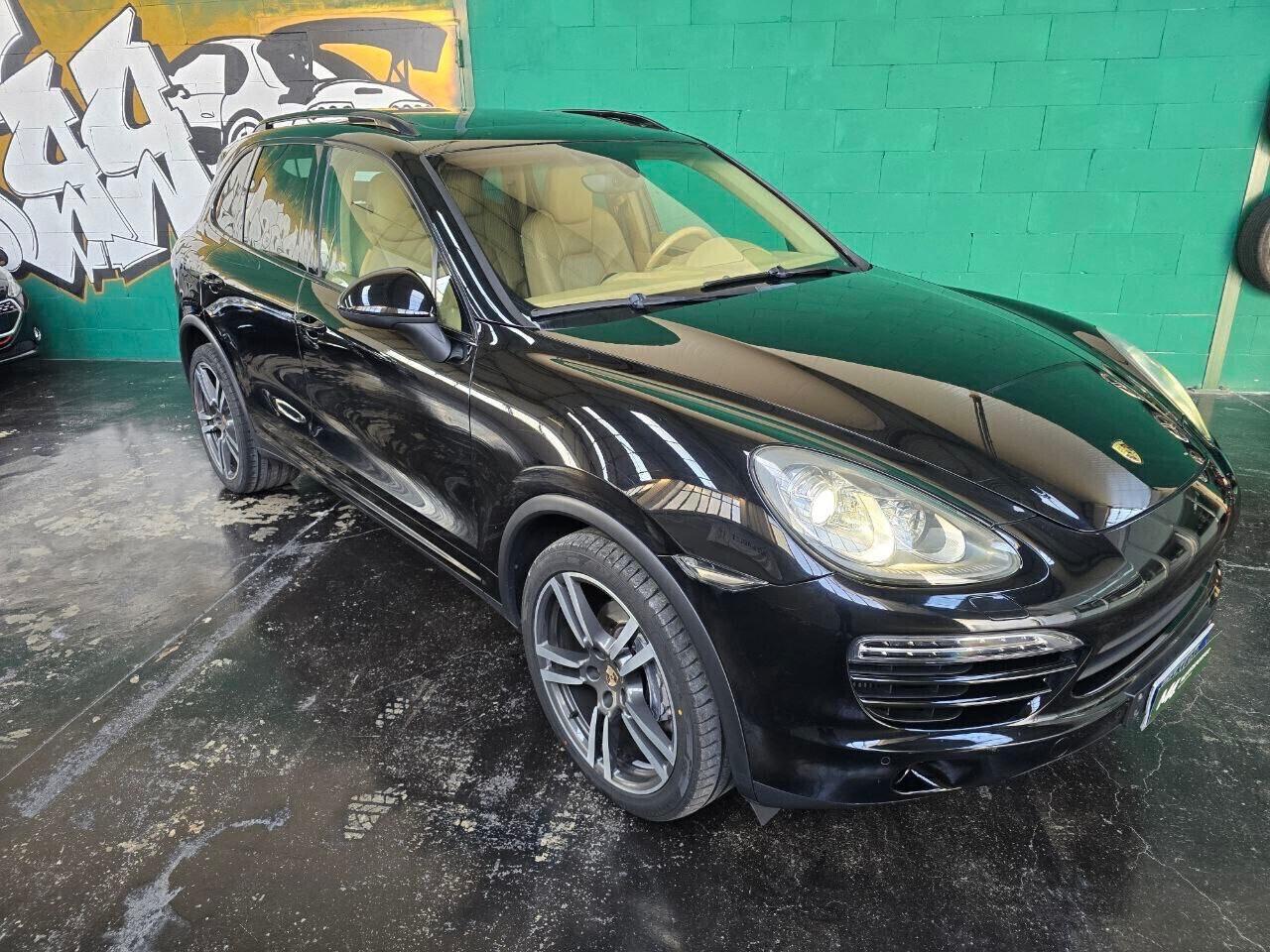 Porsche Cayenne 958 3.0 TDi *TETTO