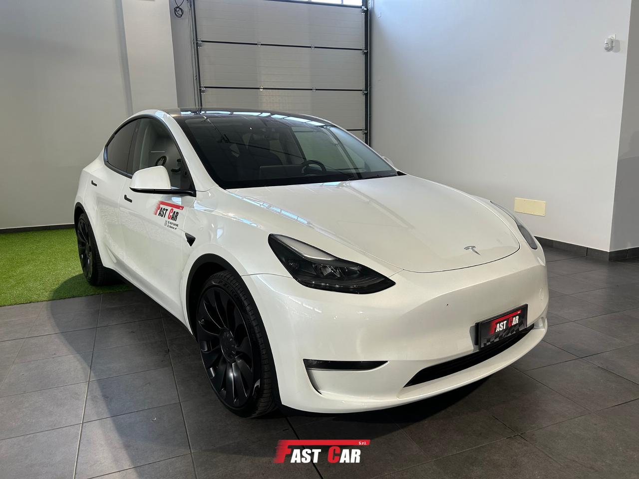 Tesla Model Y Performance AWD